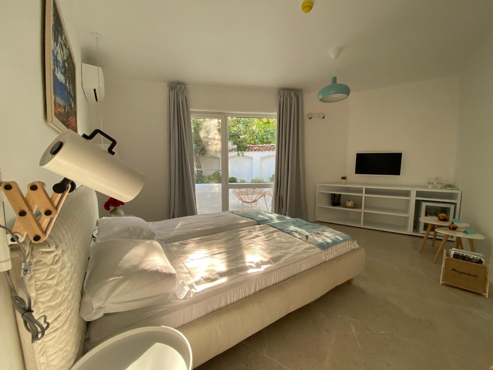 Friends Family Hotel Лозенець Екстер'єр фото